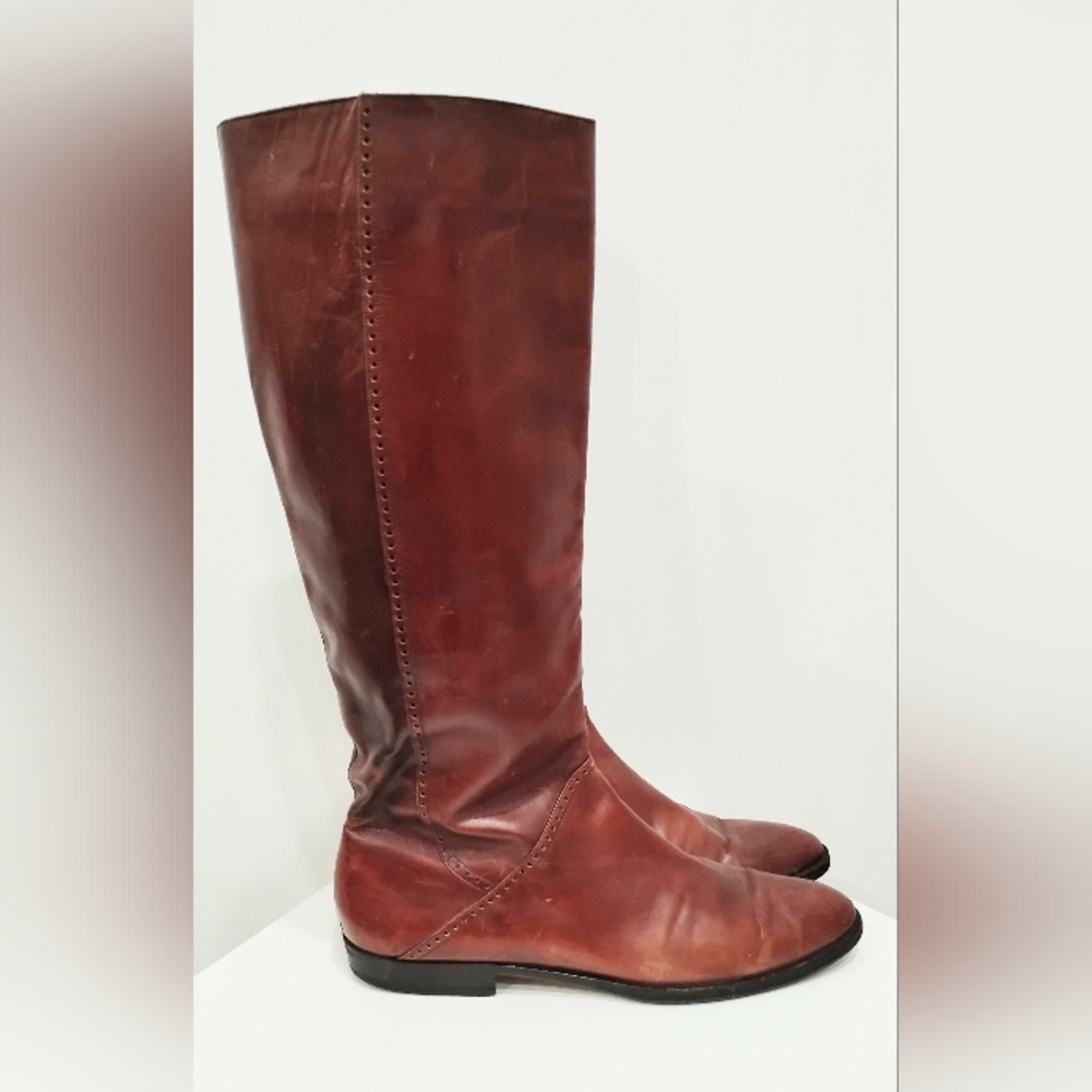 Salvatore Ferragamo Chestnut Brown Leather Tall Heeled Boots - Picture 2 of 16